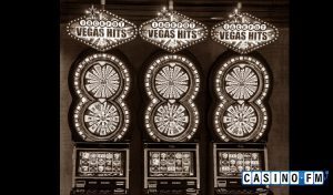Drei Jackpot Vegas Hits Slots in SW | casinoFM Markenbild